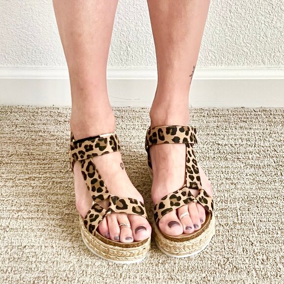 Women's US 7 Leopard Print Strapppy Platform Espadrille Summer Sandals NIB - Picture 2 of 8